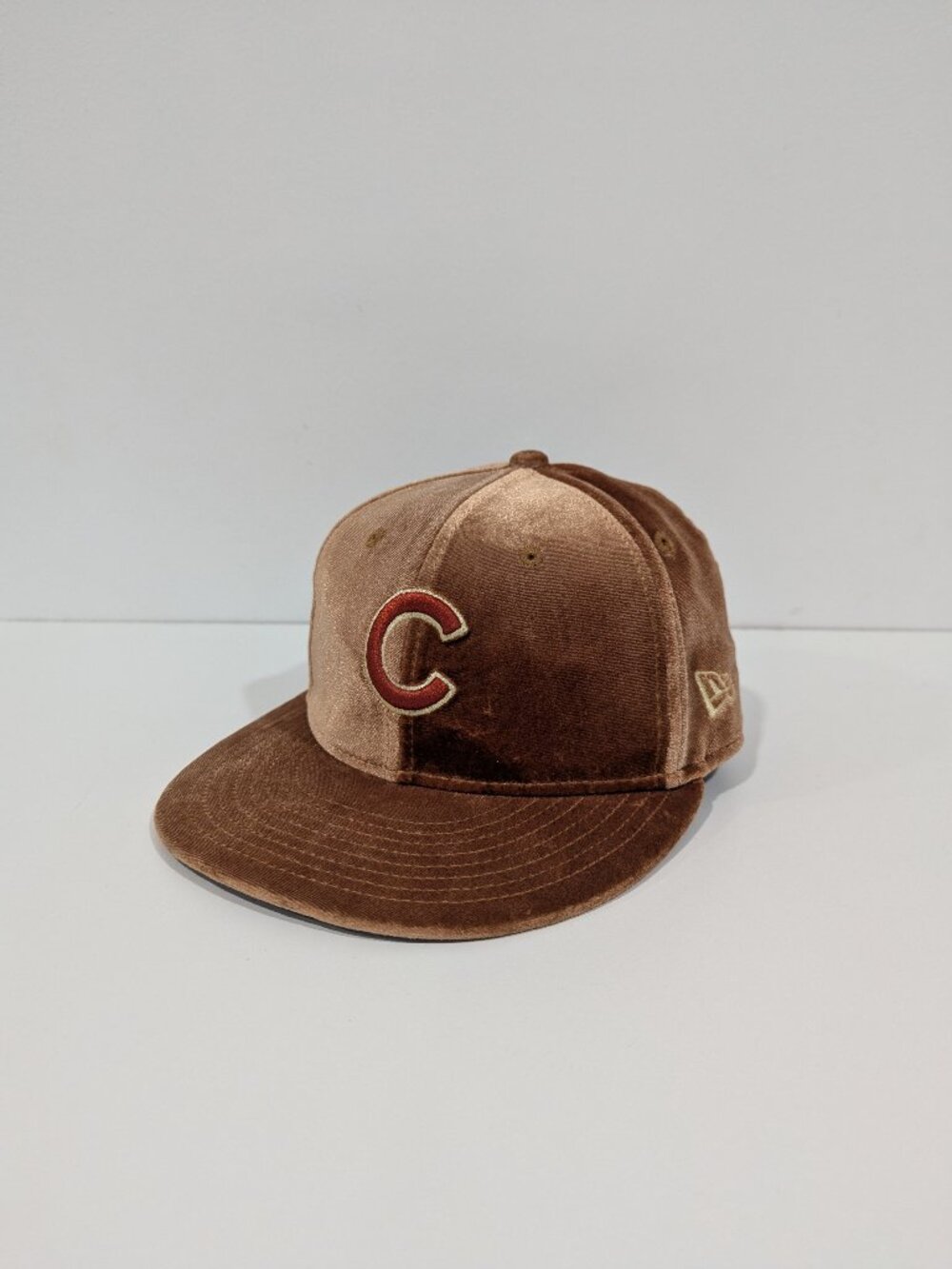 New Era 59FIFTY Chicago Cubs Brown Velvet Hat Cap Fitted Mens Size 7 1/8 MLB